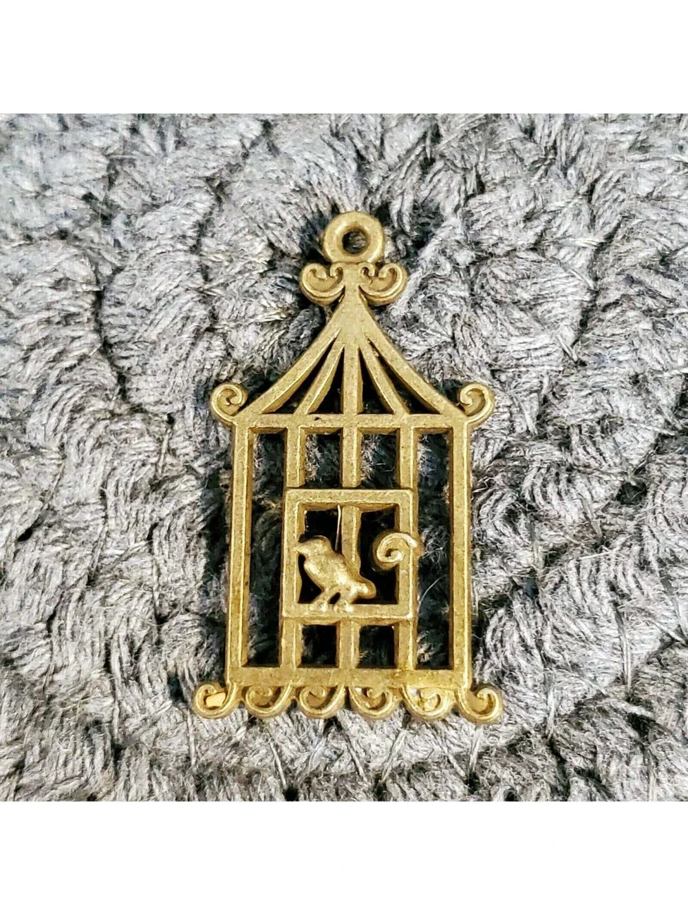 Antique Brass Pewter Art Deco Nouveau Bird & Cage Pendants 29x18mm 10 pcs